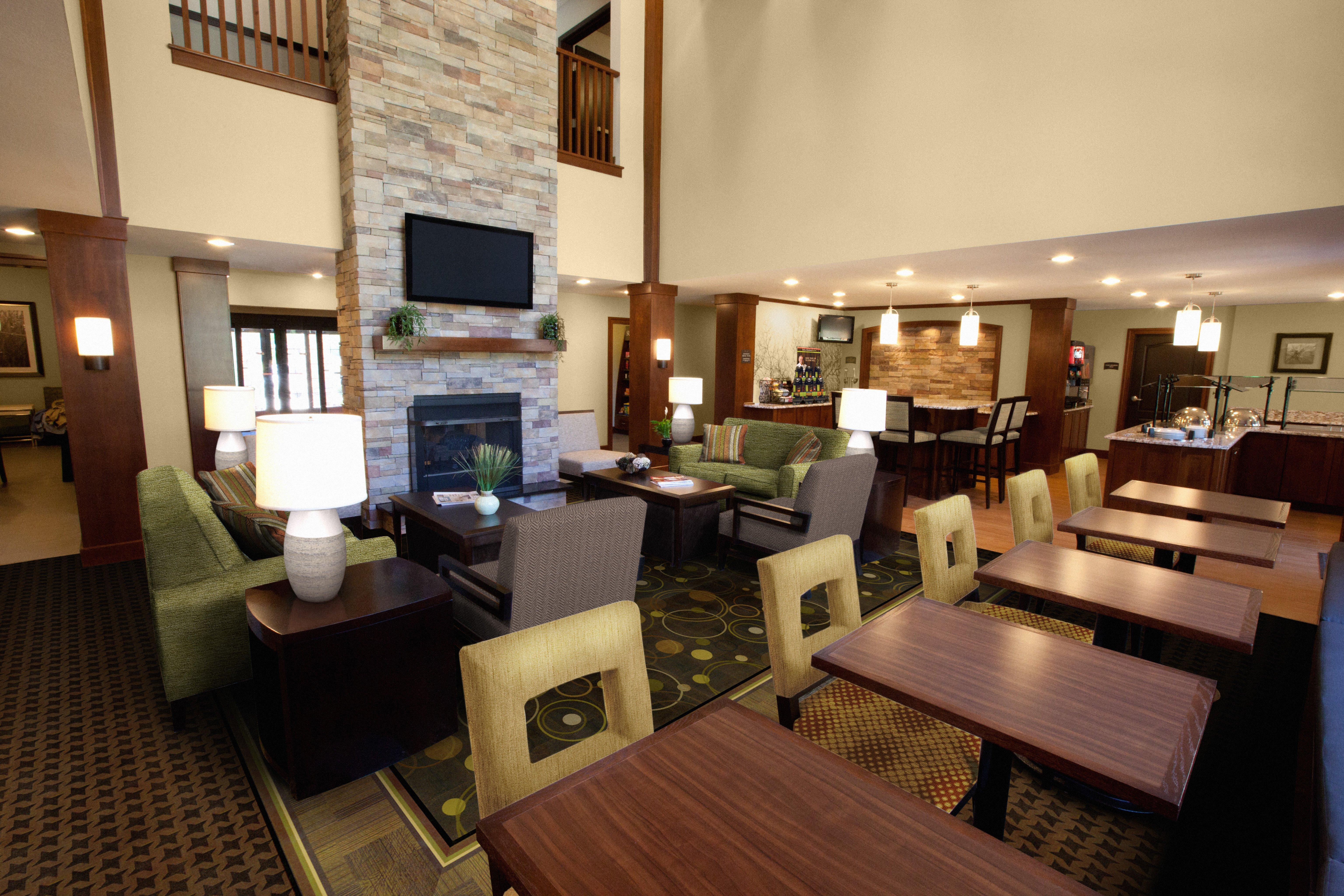 Staybridge Suites St Louis - Westport By Ihg Maryland Heights Esterno foto